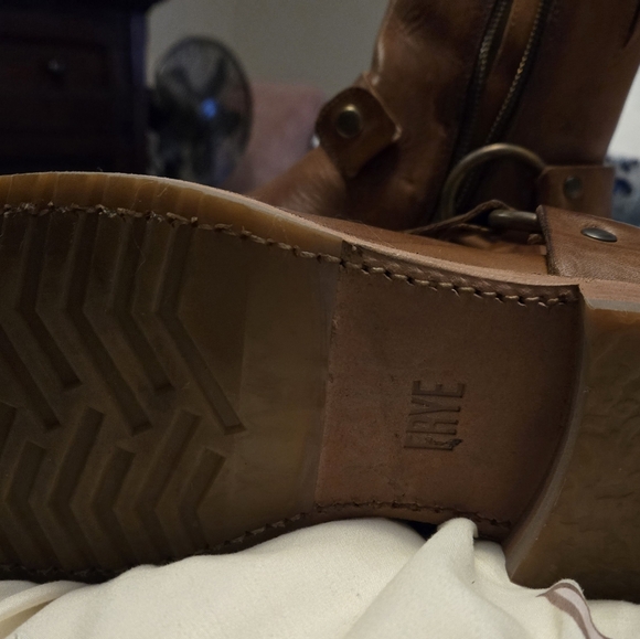 Frye Veronica Short Harness Boot, Brown, Size 8 - Picture 6 of 6